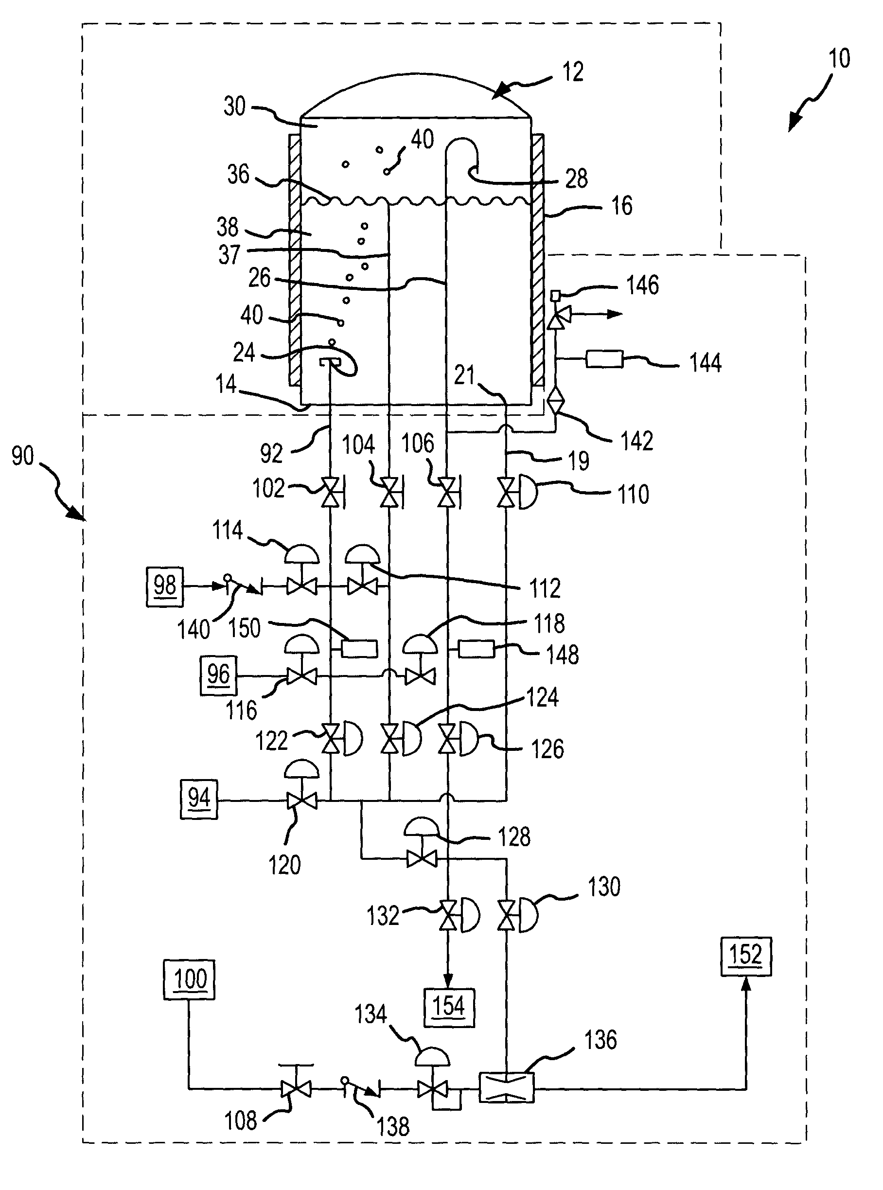 Liquid vapor delivery system and method of maintaining a constant level of fluid therein