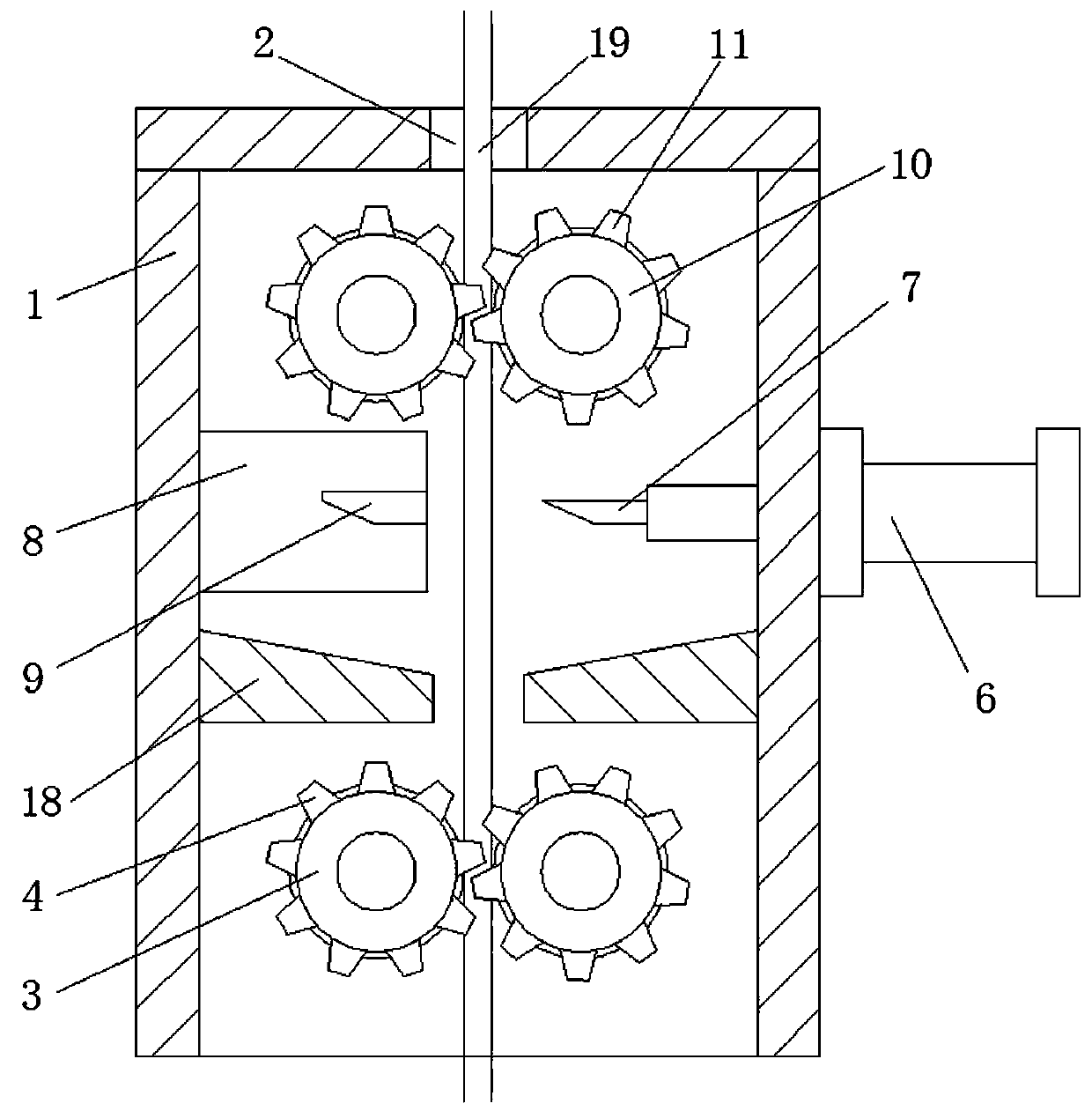 Thread cutting machine for processing wear-resistant socks