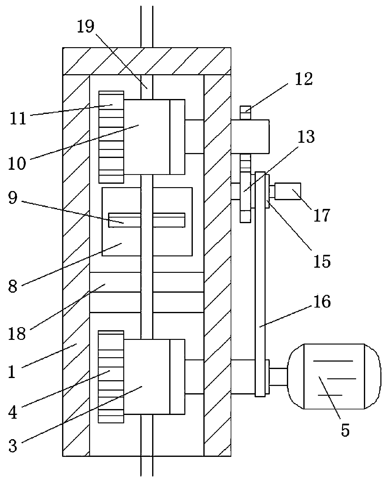 Thread cutting machine for processing wear-resistant socks