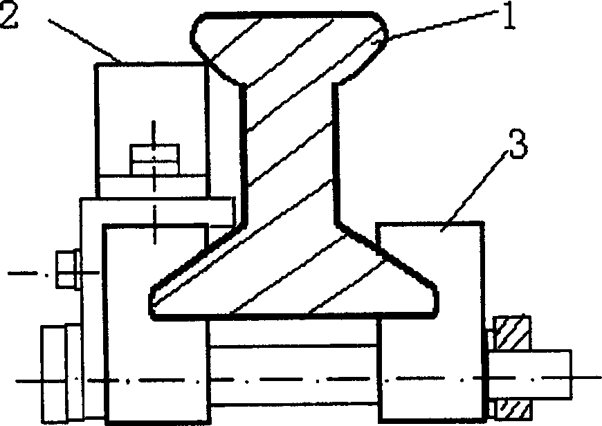 Method and system for distinguishing passenger train from goods train by between-wheel spacing method