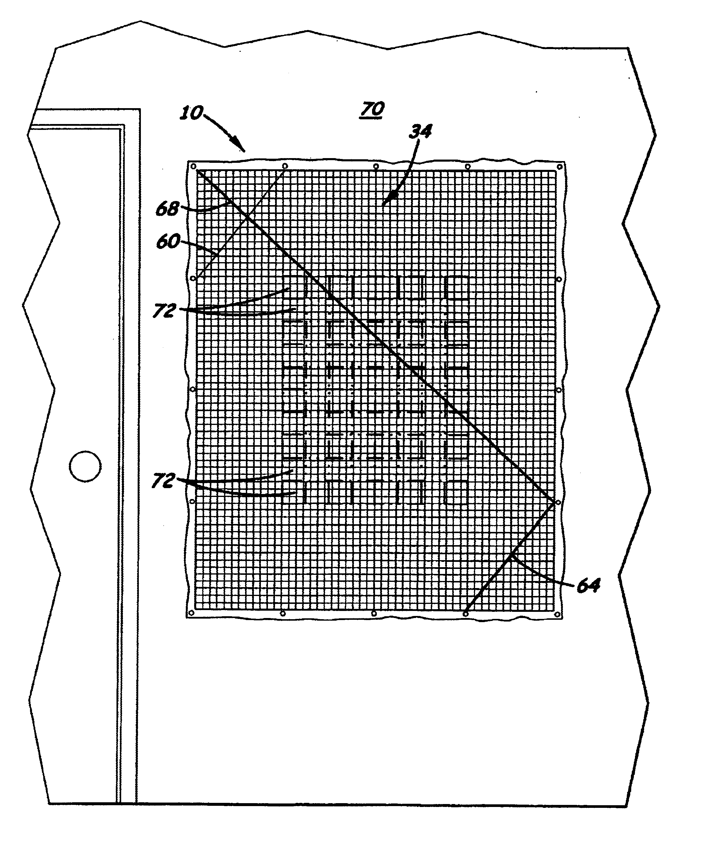 Quilt design holding device and method