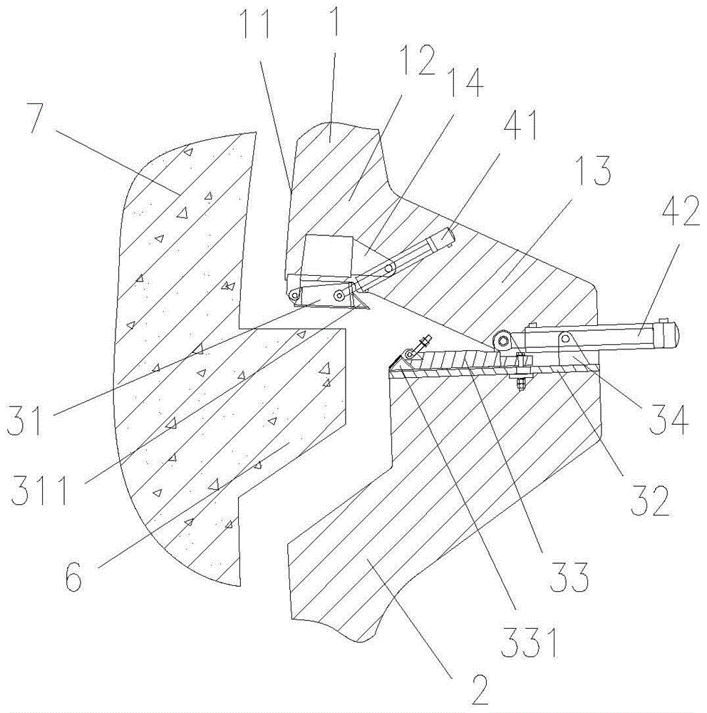 A formwork assembly for lining corbels in tunnel construction and its construction method