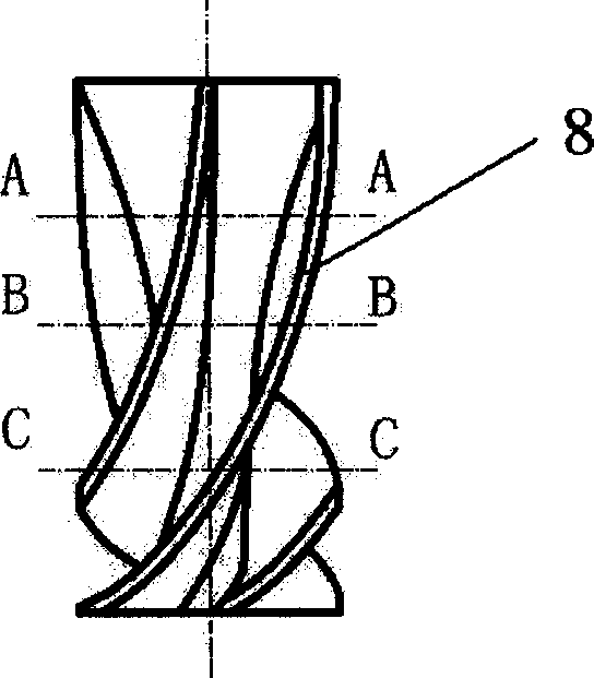 Mixed flow water turbine with an eddy suppressor