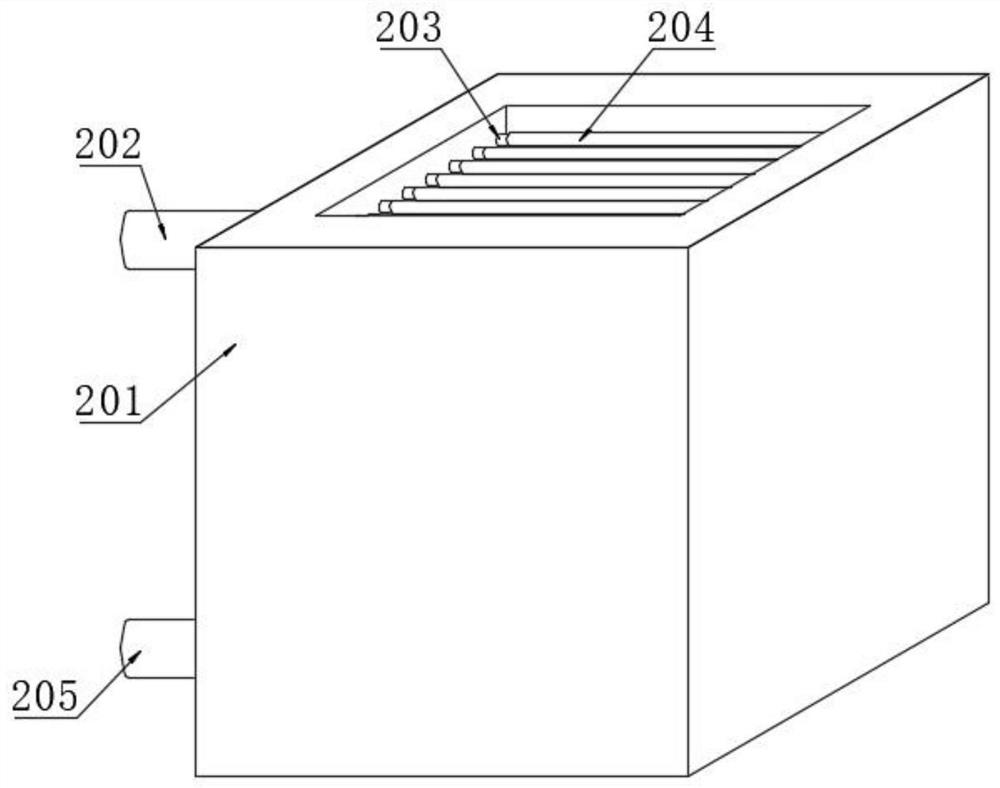 Daily chemical production device with distillation function and rapid discharging function and daily chemical production method