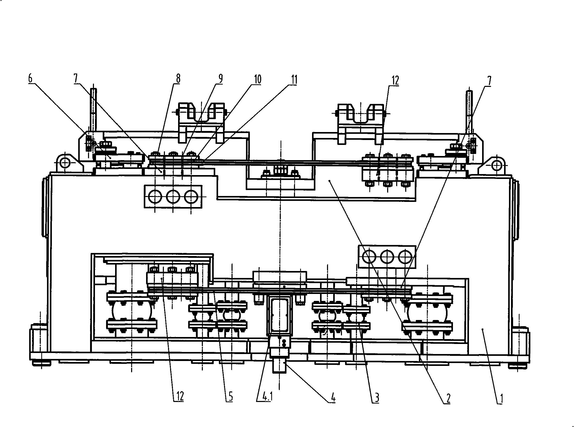 Plate-blank crystallizer hydraulic vibration device