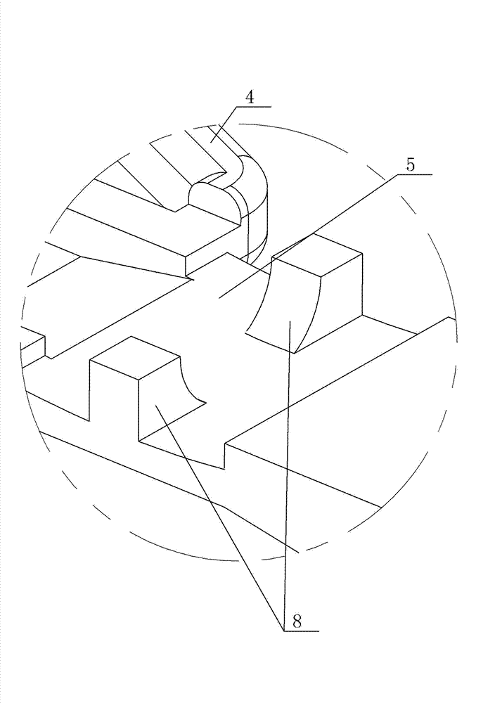 Automatic cover flipping structure of micro-centrifugal tube