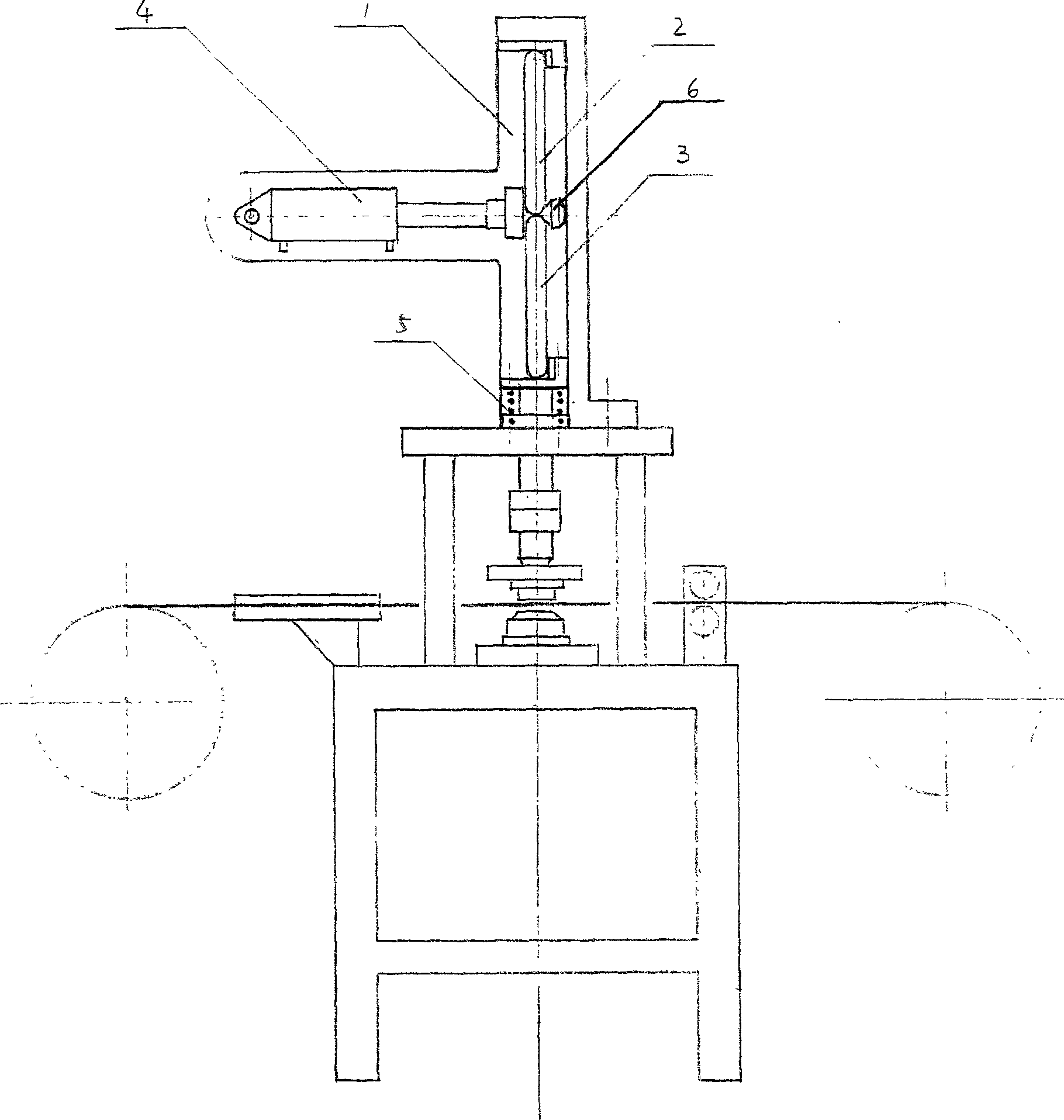 Pneumatic toggle type battery plastic cover pressing method