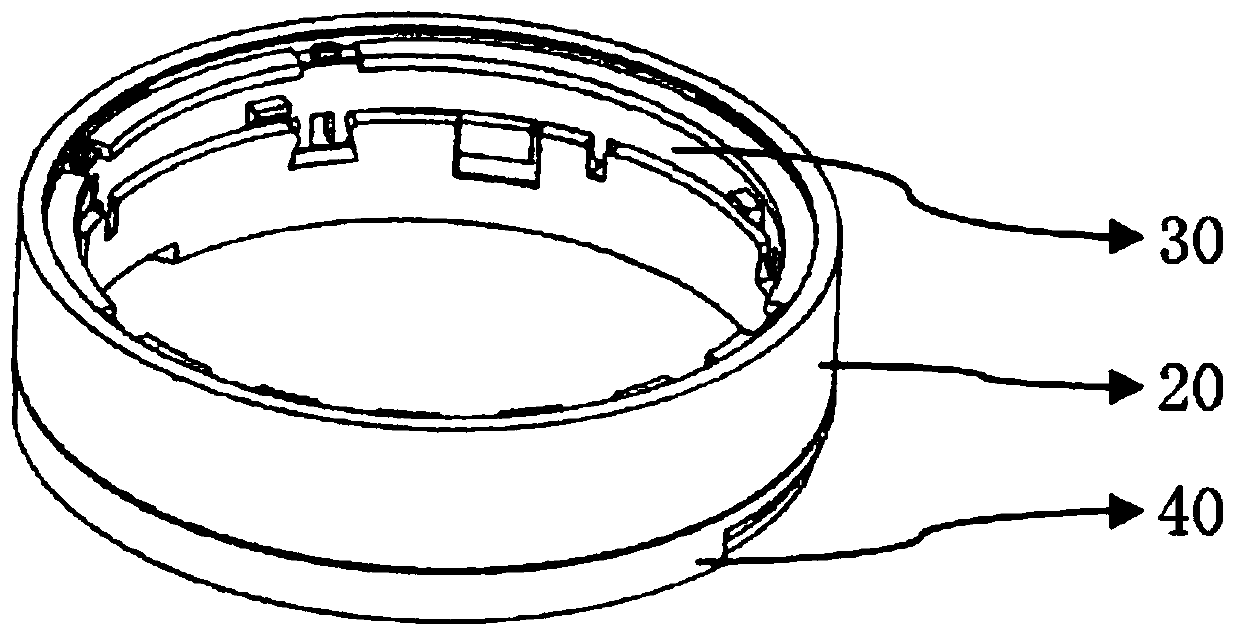 Easy-to-use wearable device and method that cannot be taken off at will