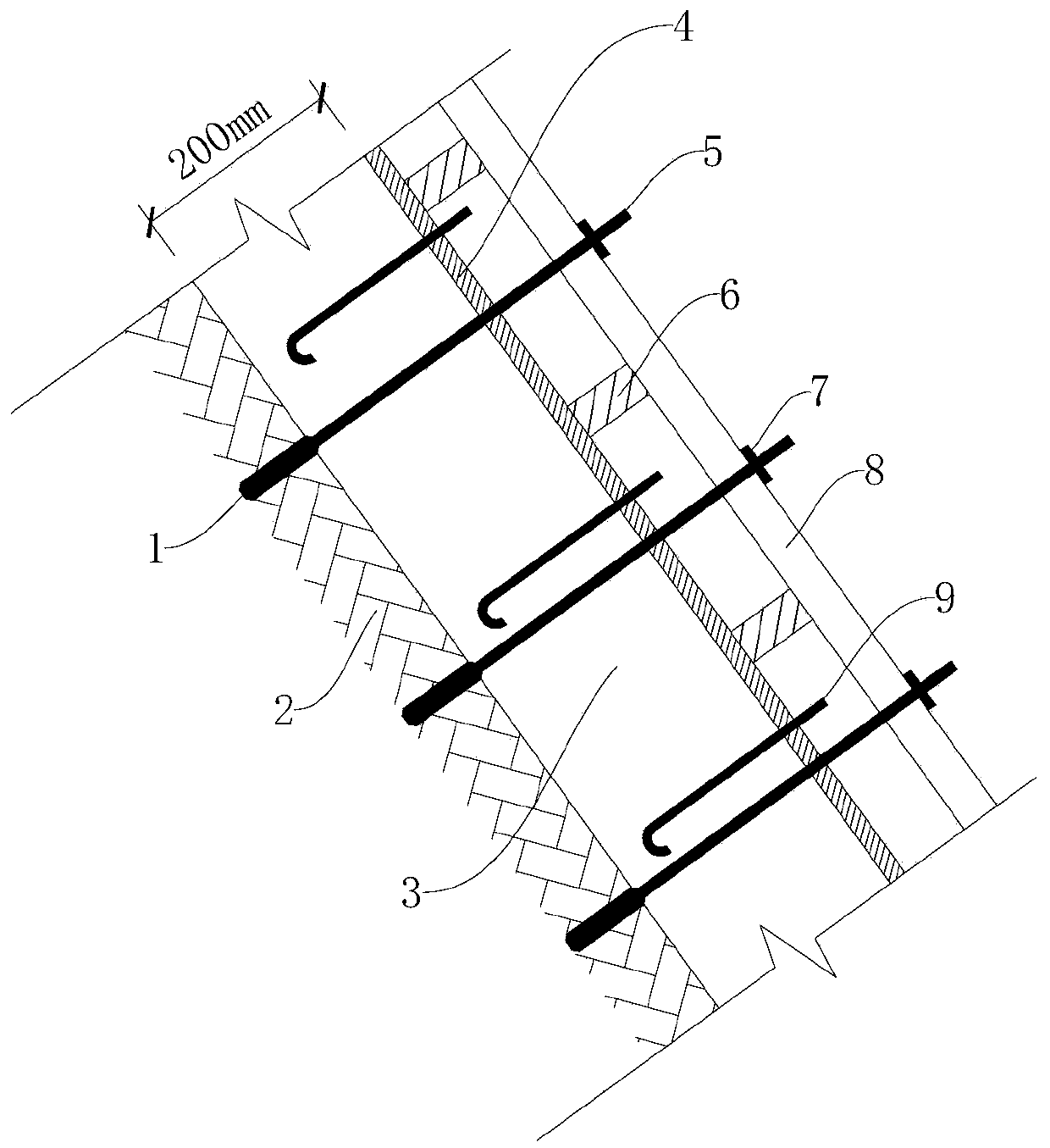 Whirling well outer wall template construction method