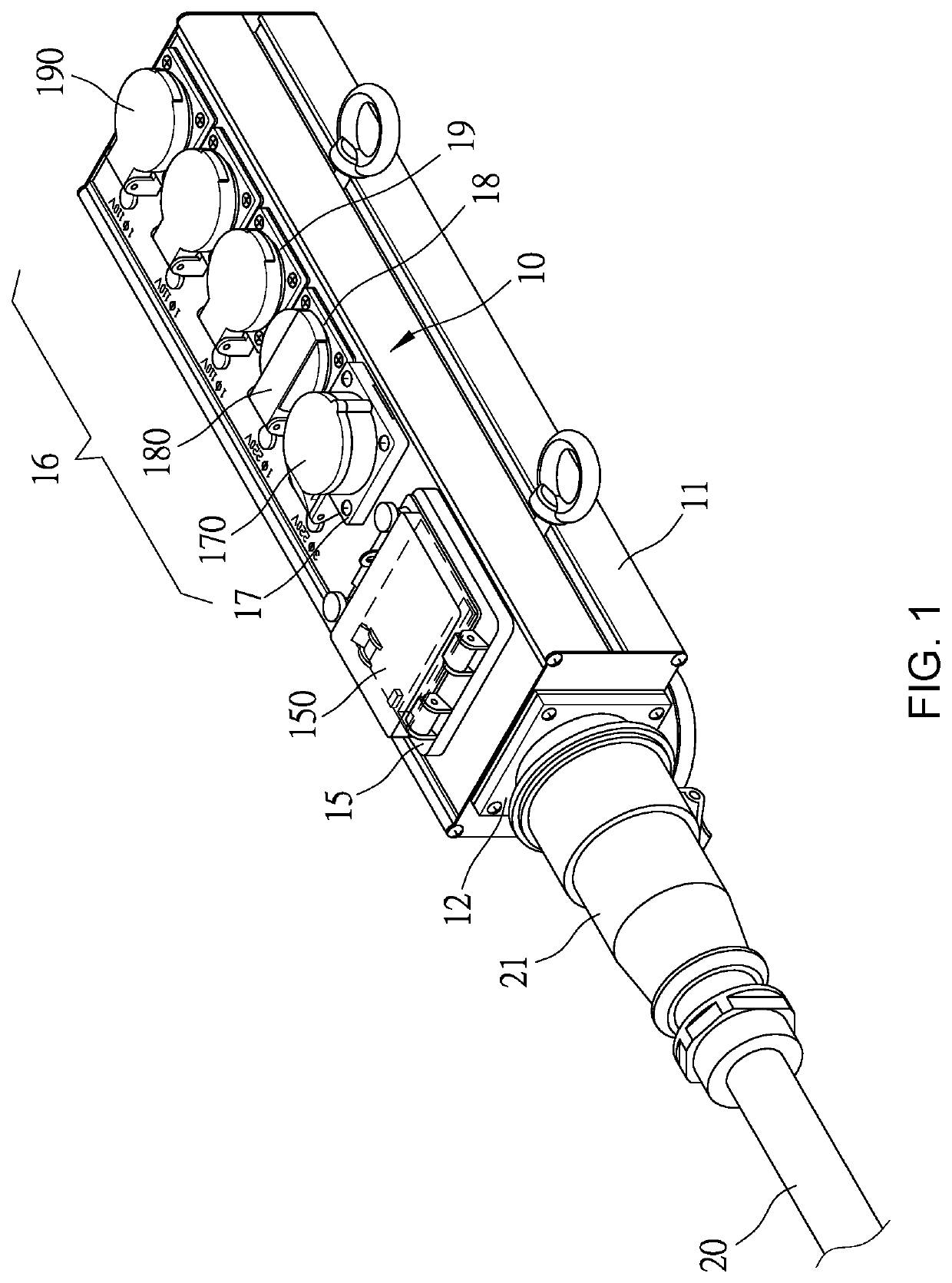 Extension cord for polyphase voltage conversion