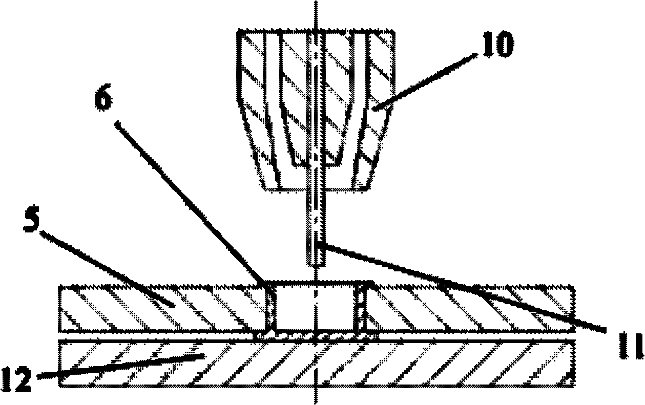 Light metal and bare steel plate spot-welding method based on bulk forming solder