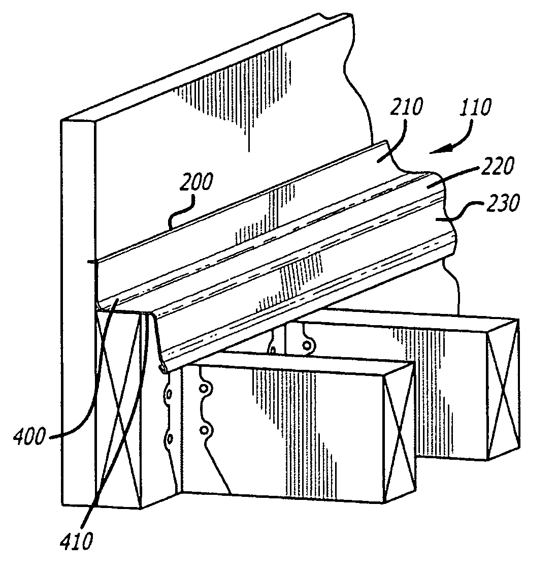 Apparatus and method for preventing moisture accumulation