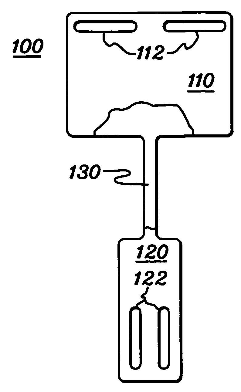 Electrically programmable fuse structures with narrowed width regions configured to enhance current crowding and methods of fabrication thereof