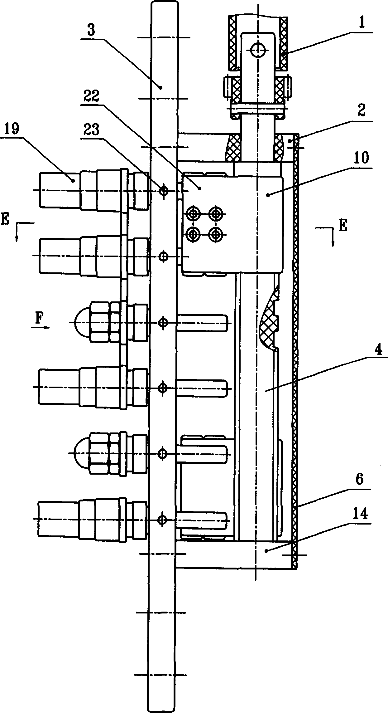 Non-exciting reversing change-over voltage regulating strip-shape tap switch