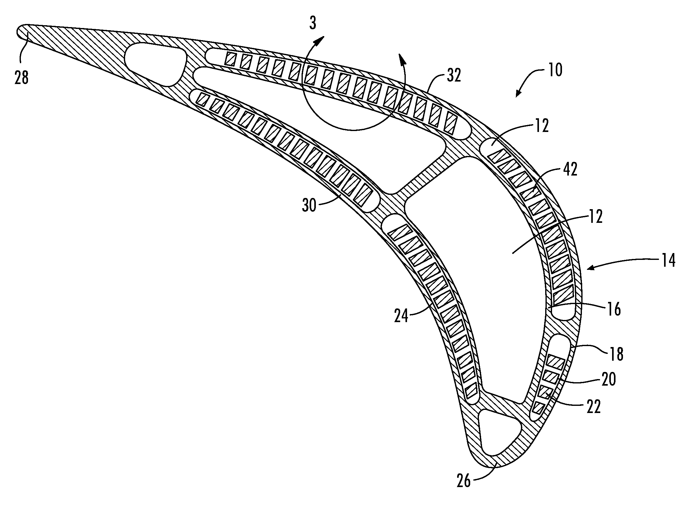 Turbine Airfoil with a Compliant Outer Wall