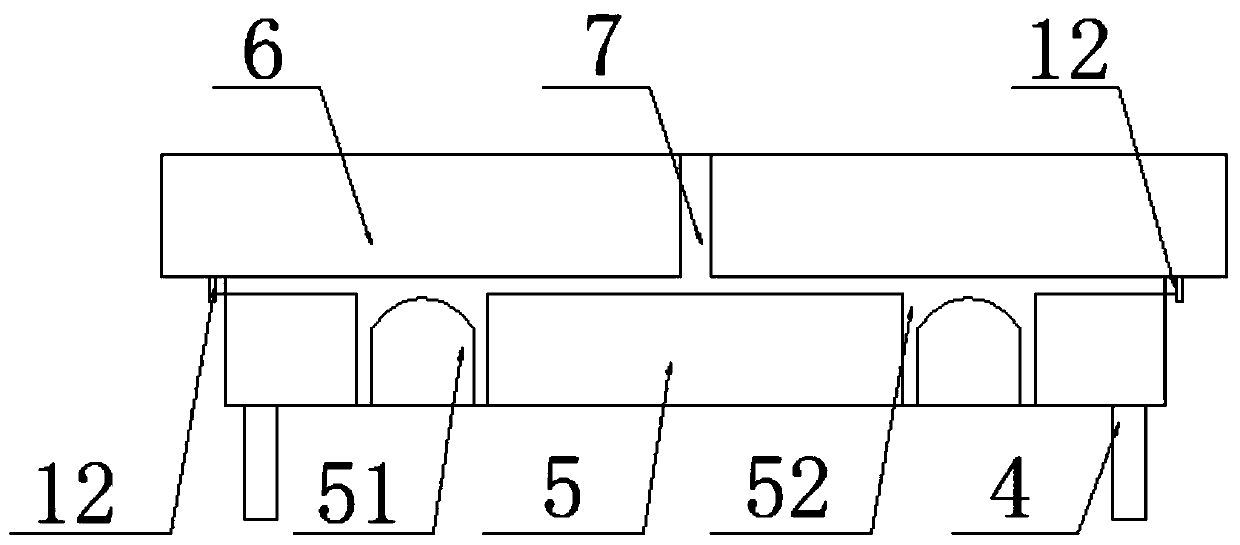 A screw cap injection mold