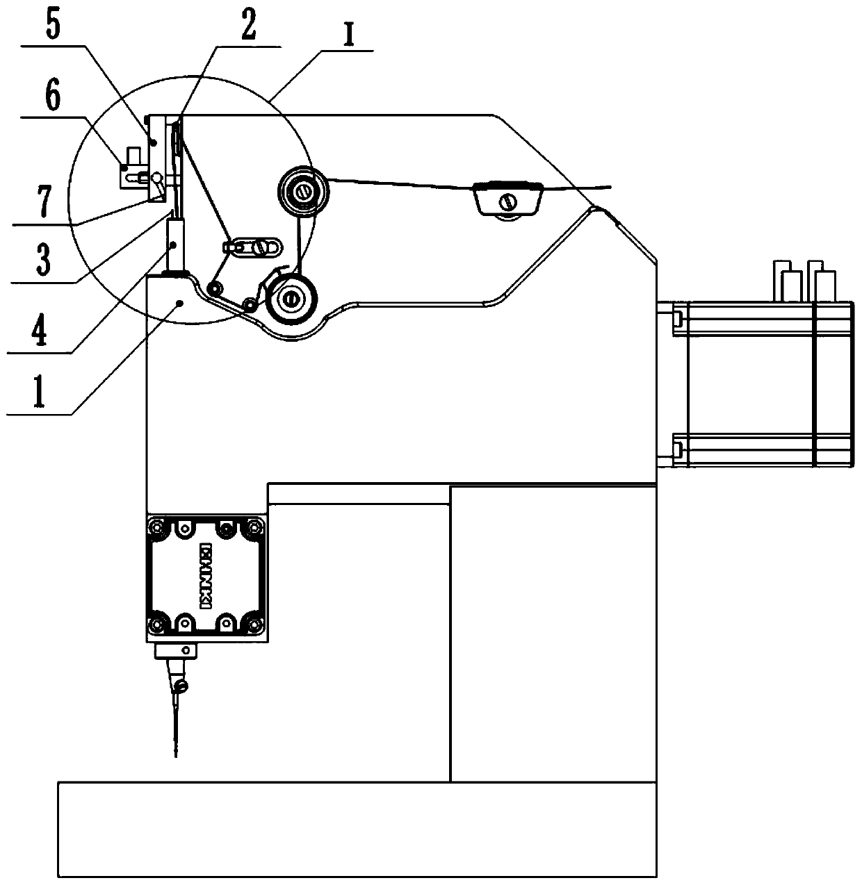 Assistant threading device applied in infinite-rotating-needle-bar sewing machine