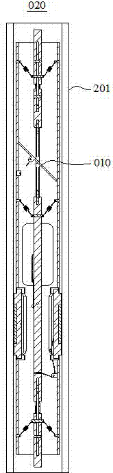 Fluid separating device, shaft structure and petroleum or natural gas producing method