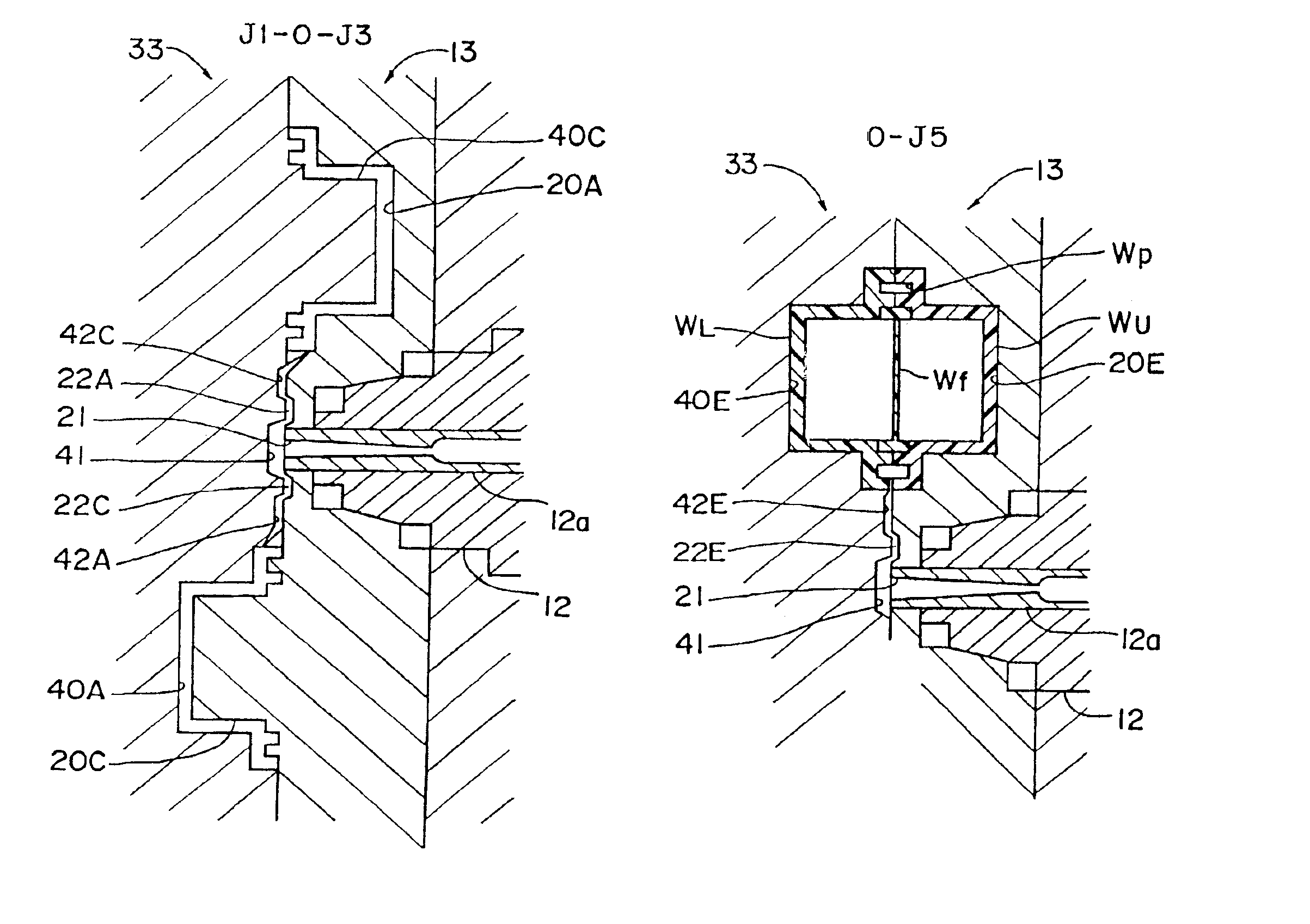 Apparatus for manufacturing synthetic resin hollow member incorporating an intermediate element therein