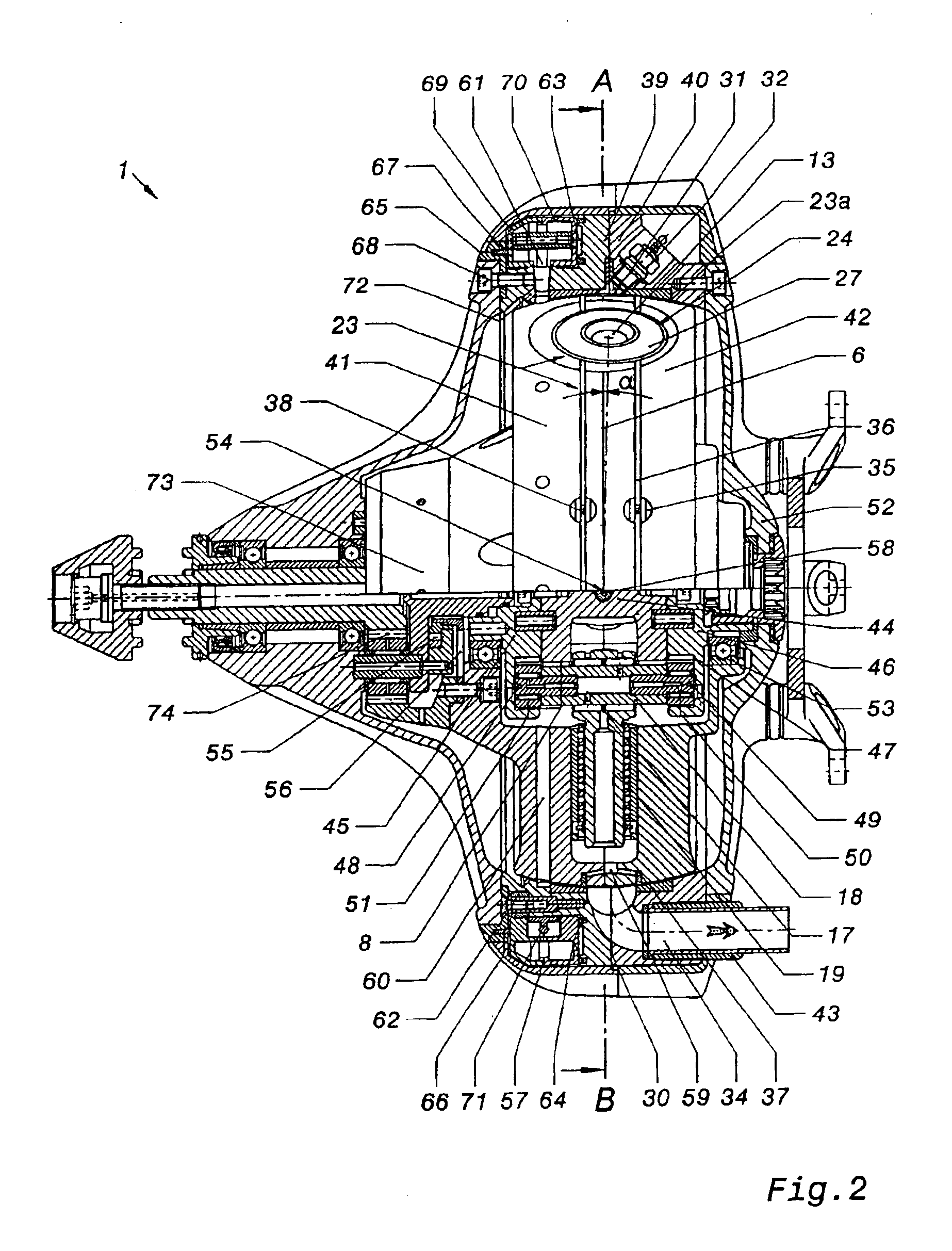 Reciprocating piston engine comprising a rotative cylinder