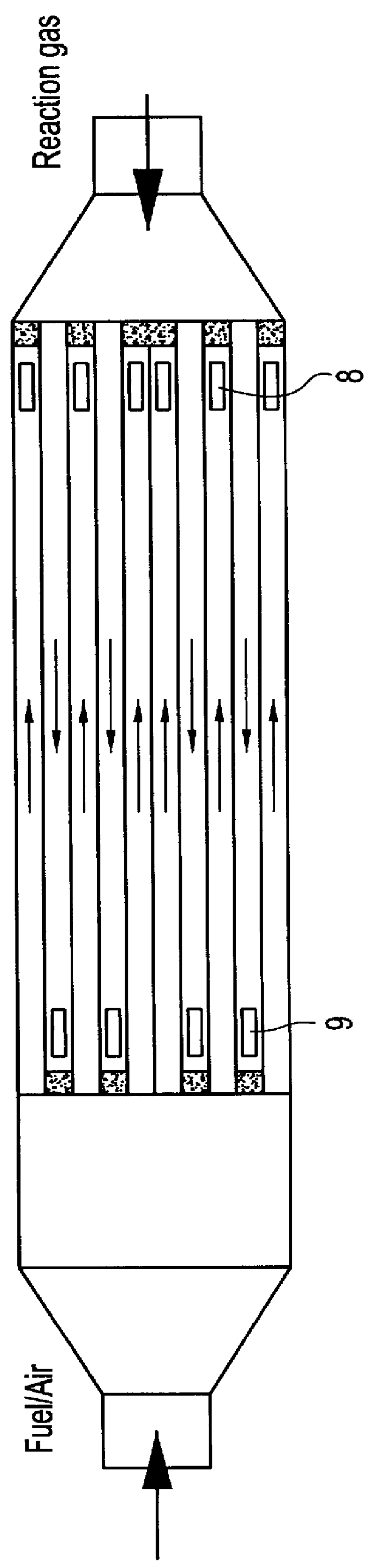 Reactor for performing endothermic catalytic reactions