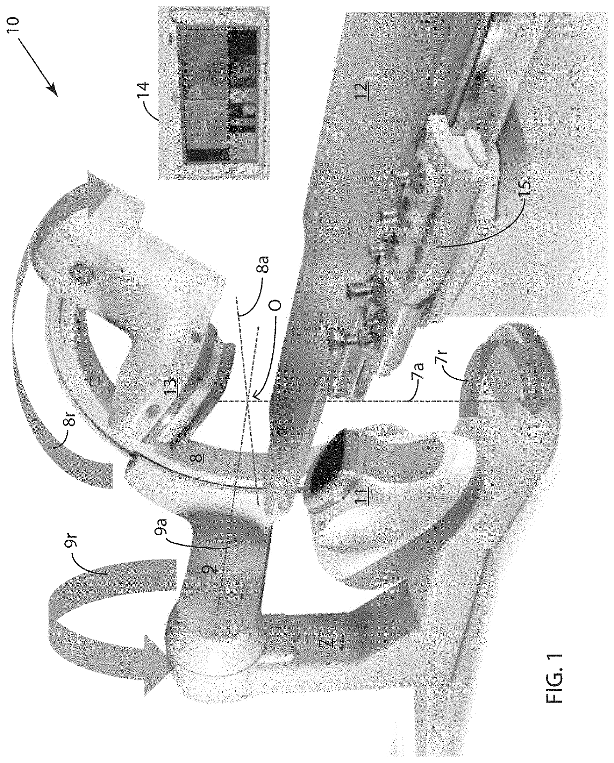 Determining and displaying the 3D location and orientation of a cardiac-ablation balloon