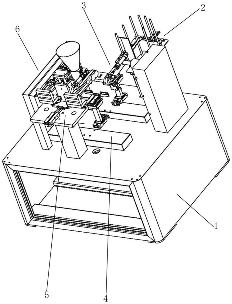 Horizontal filling packaging machine capable of effectively reducing occupied space