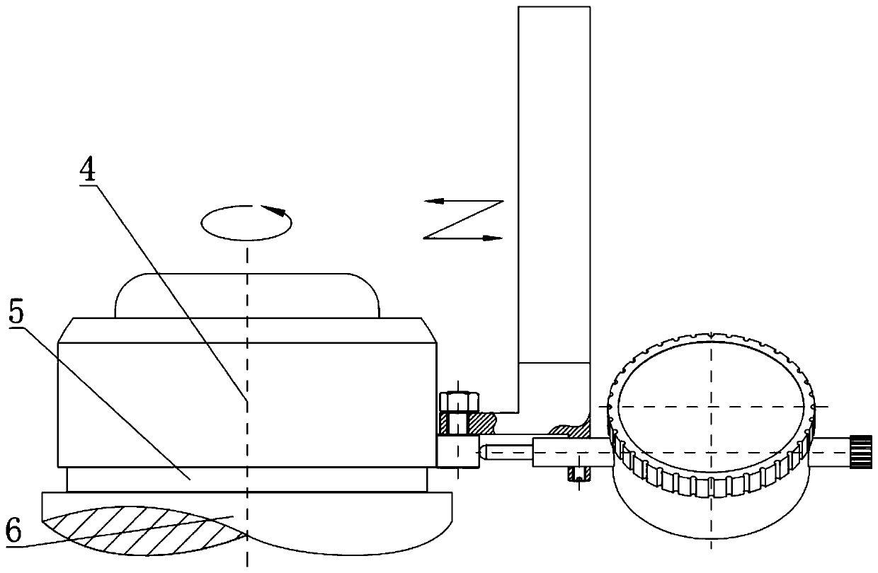 Automatic alignment tool suitable for machining energetic materials