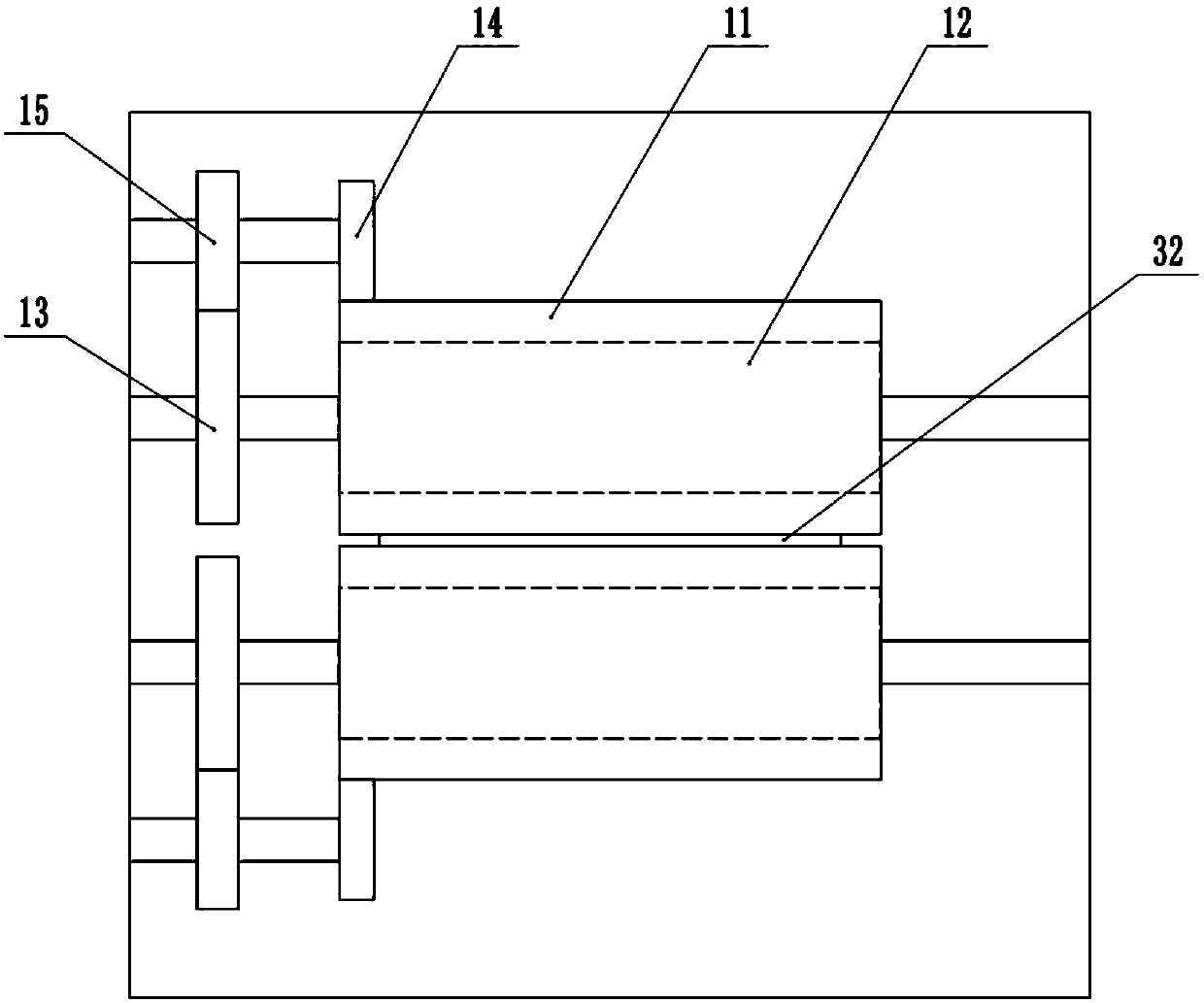 Production and processing technology of paper-plastic packaging bag