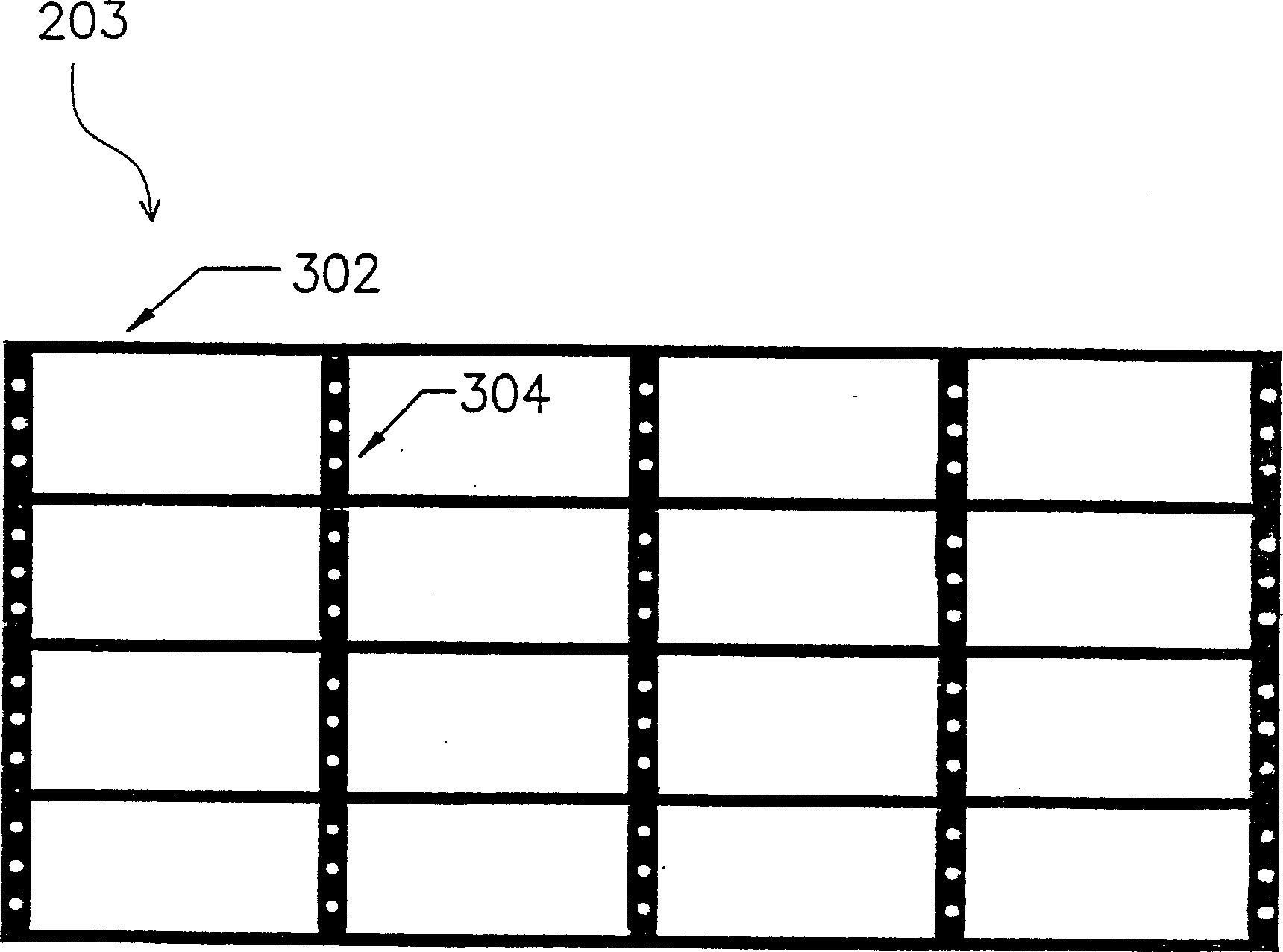 Independent flow-thru capacitor