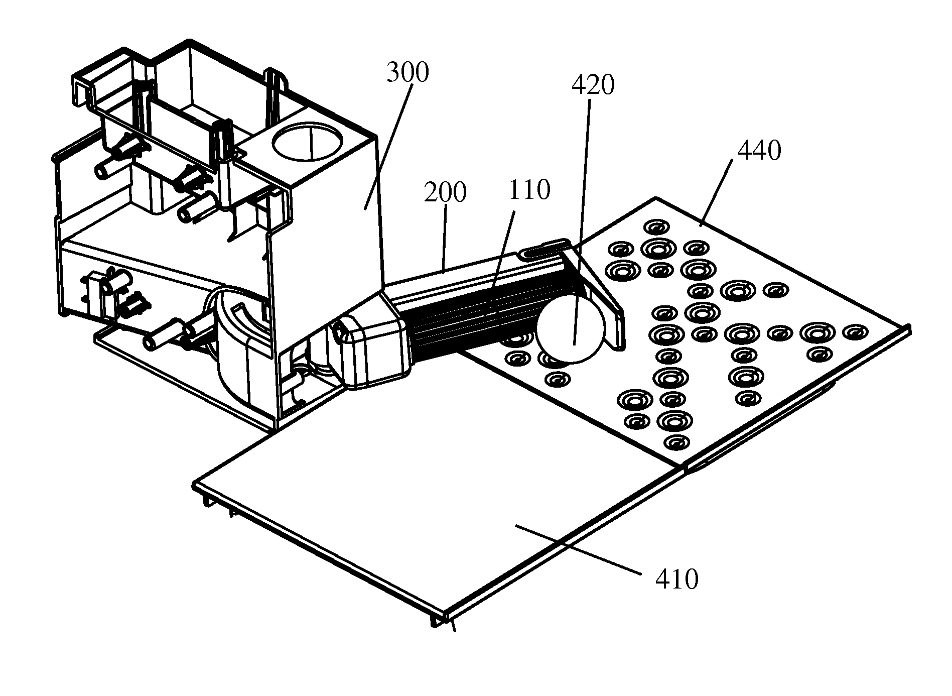 Transfer apparatus and the method of using the same in a food preparation appliance