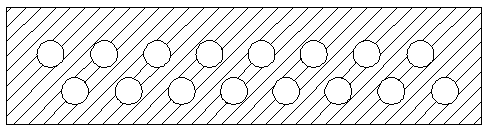 Open-pit mining method for triangular ore quantity between layered flat deposit strip areas