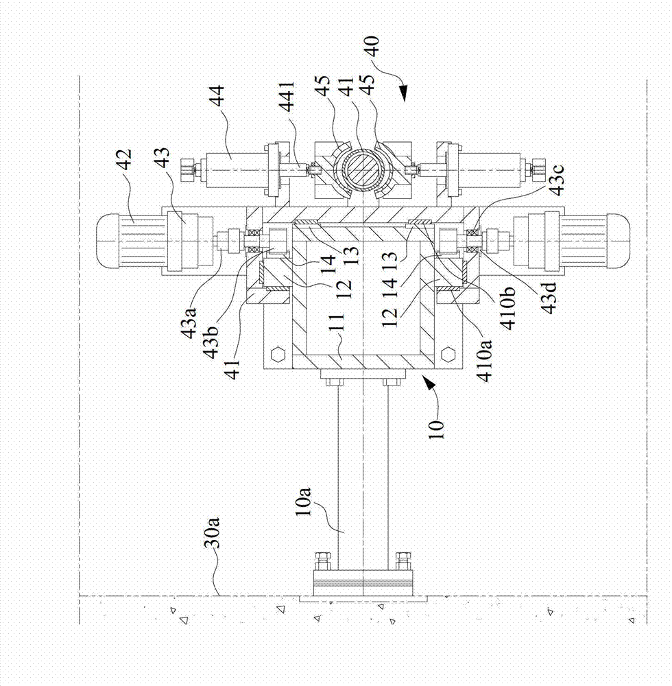 Traction device for vertical aluminum alloy pipe production line