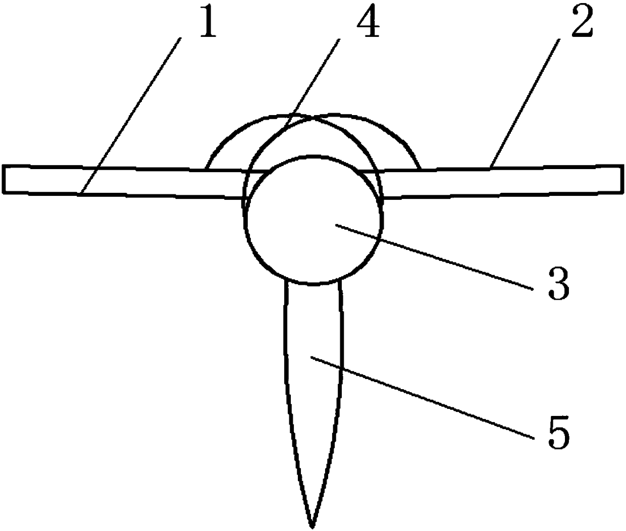 Anti-transverse-wind fence for large-scale overwater platform