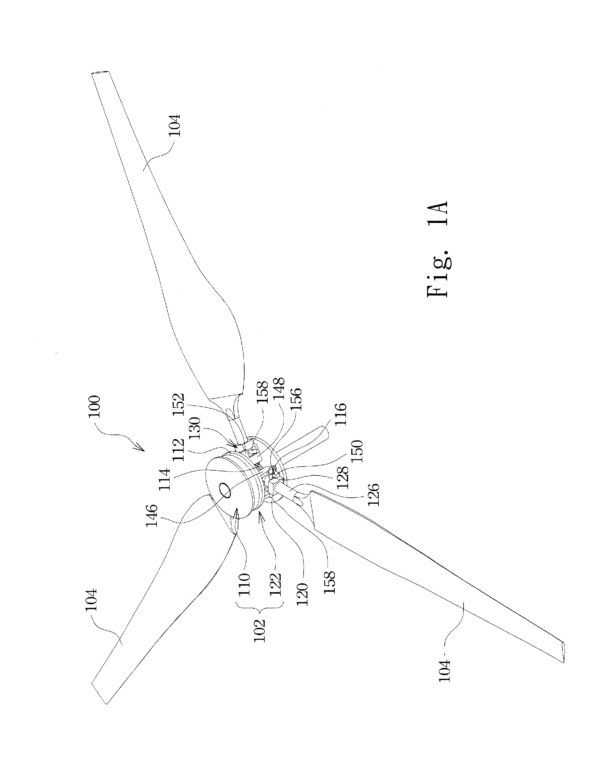 Blade pitch controlling apparatus and application thereof