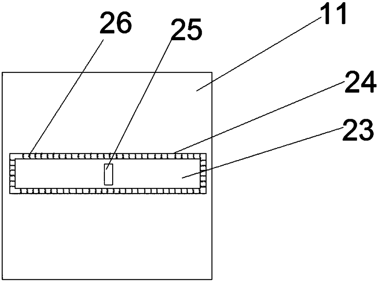 Automobile accessory cleaning device and application method thereof