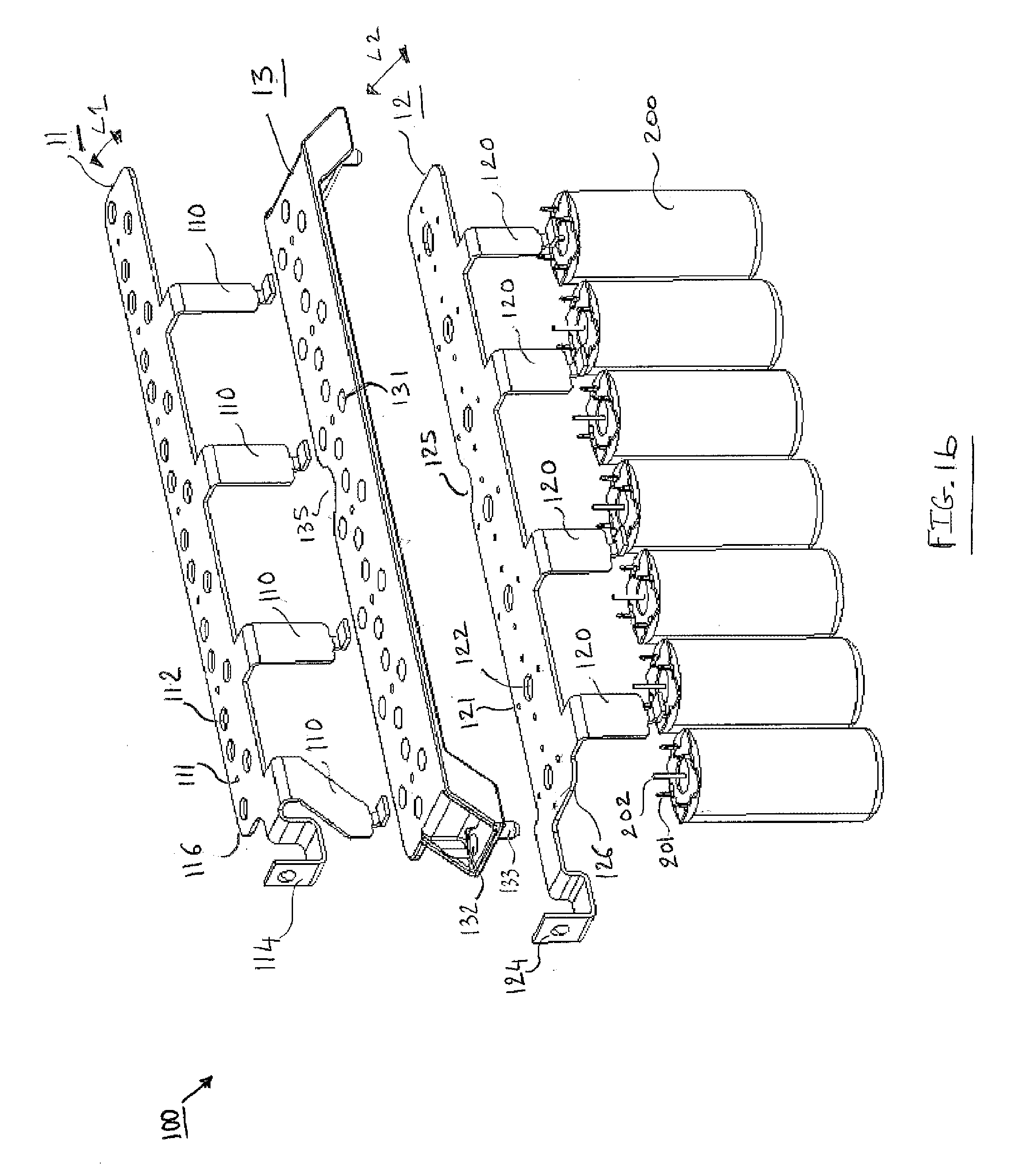 Device for assembling capacitors for an electronic converter