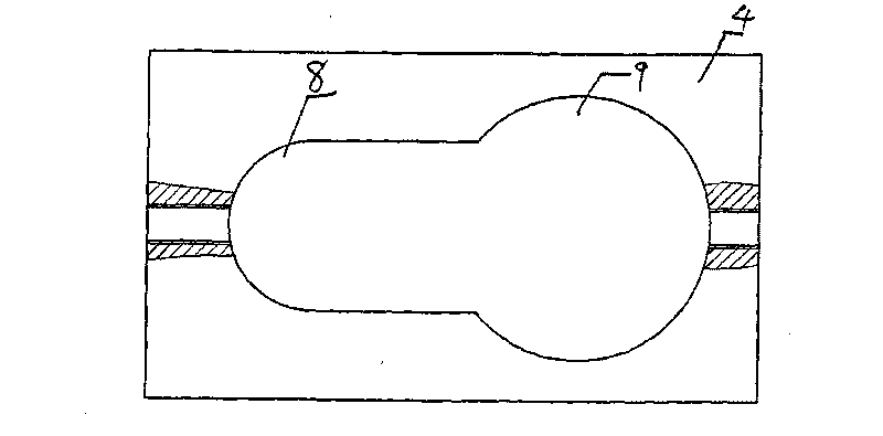 Locking mechanism of clamp type double-template full-automatic foamed plastic forming machine