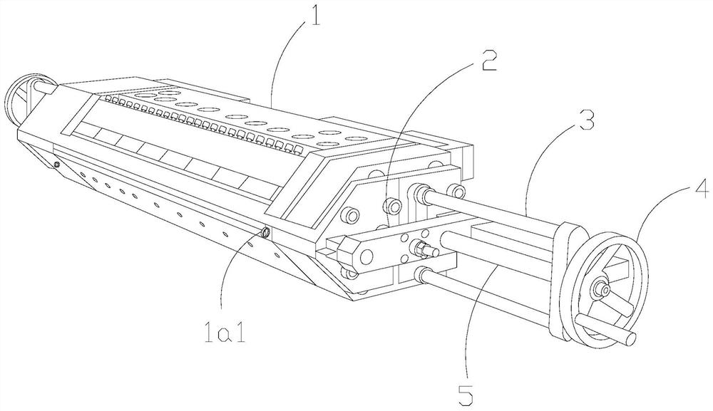 A coating mold with quick cleaning function