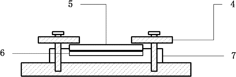 Laser melting and etching marking device and method based on transparent material