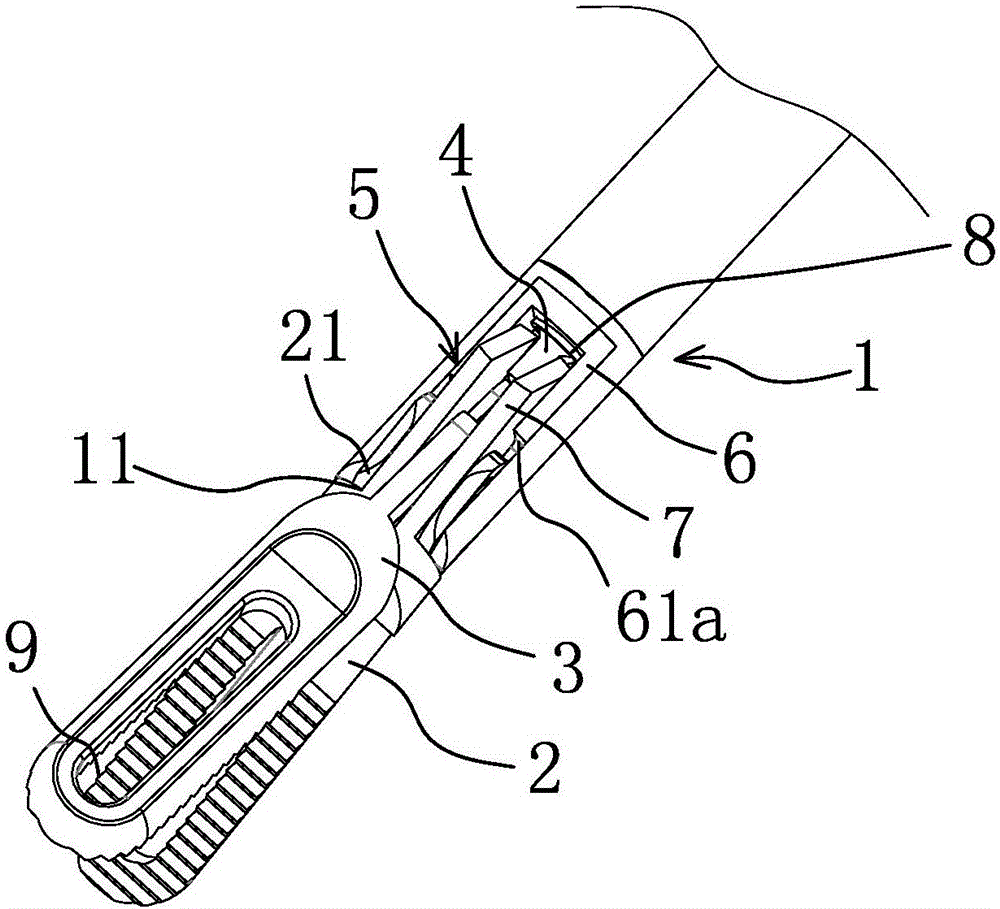 Bipolar electrocoagulation clamp head with enhanced insulation performance