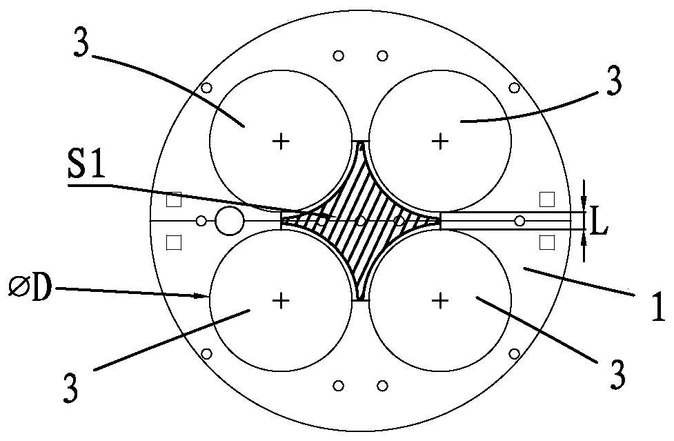 Lamp capable of eliminating light distribution defects of multiple COB light sources and reflecting cup and method thereof