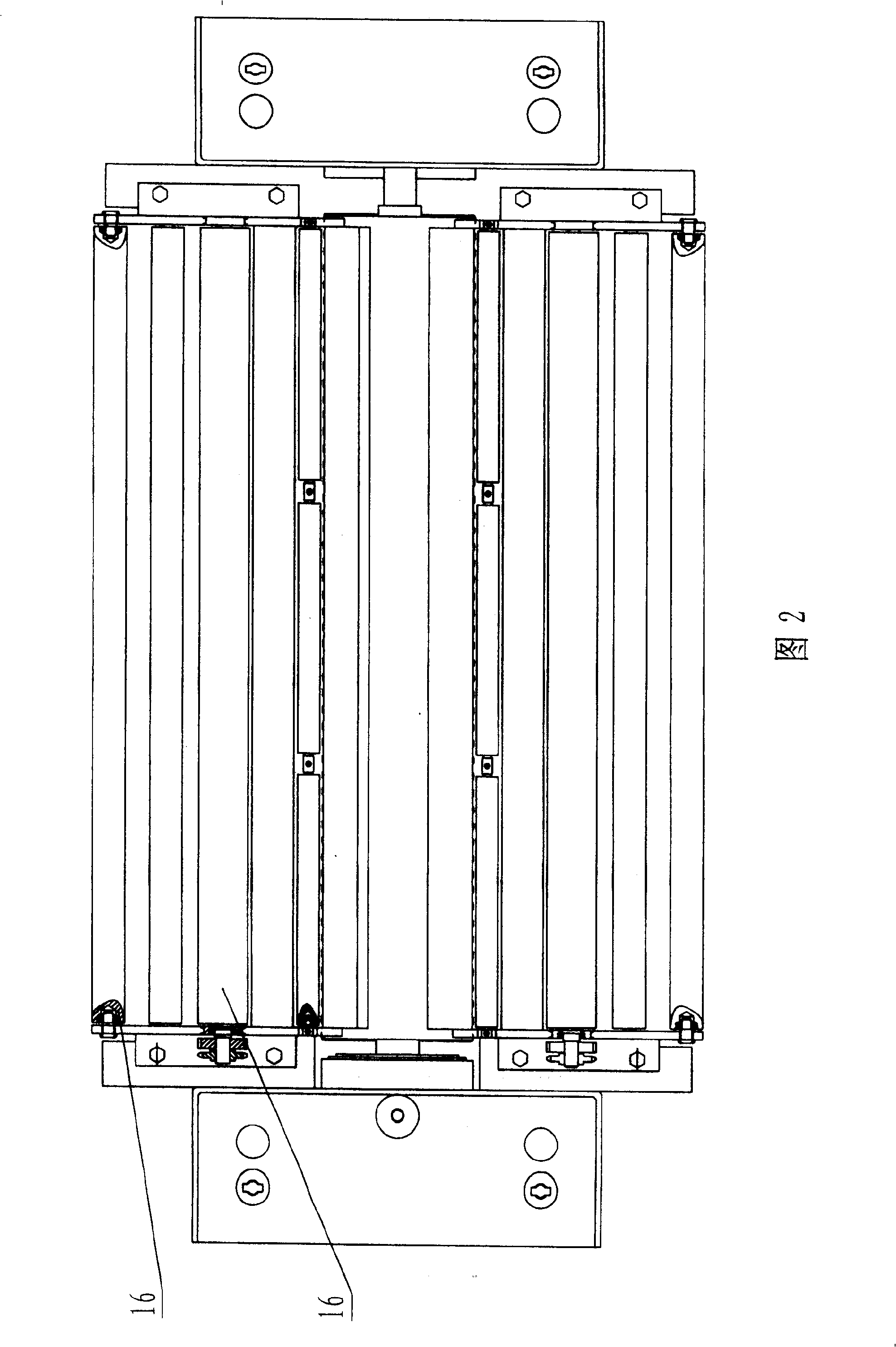 Deburring machine of grinding belt in tensioning swing type