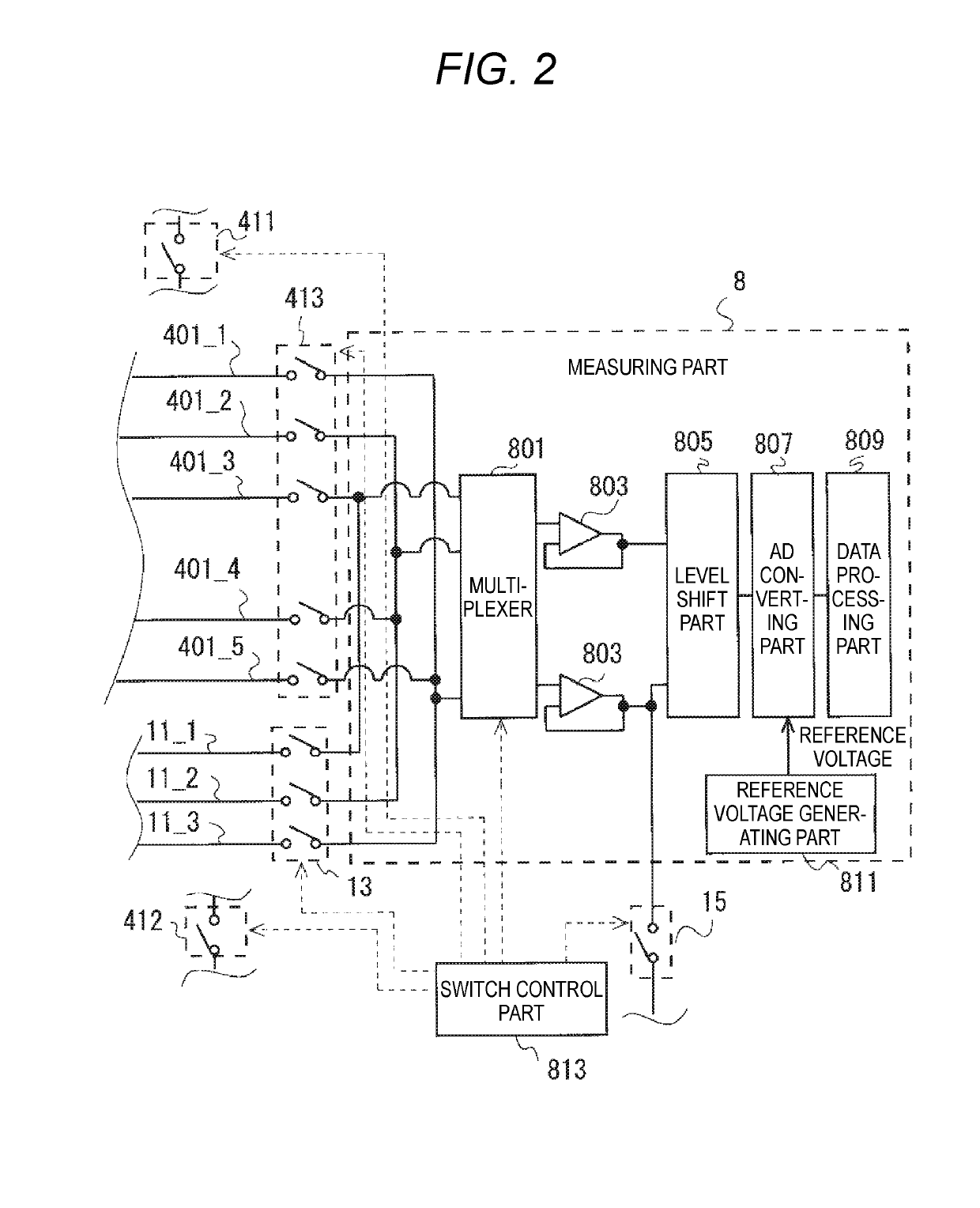 Voltage detecting apparatus