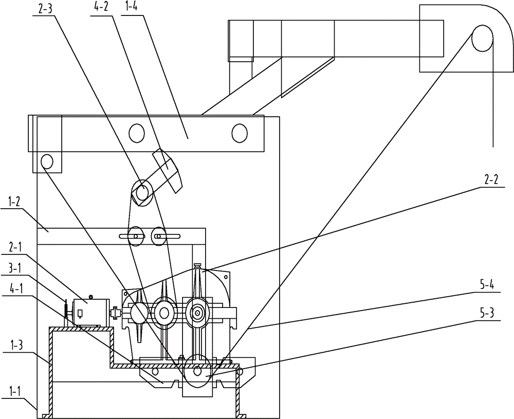 Flexible-transmission composite balanced oil sucking machine