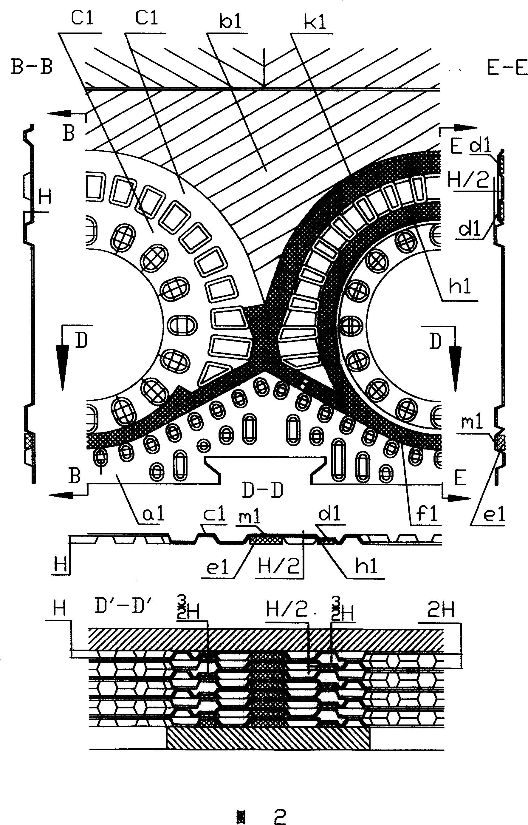 Plate-type heat exchanger with low current-resistance at angled hole and secondary sealing groove