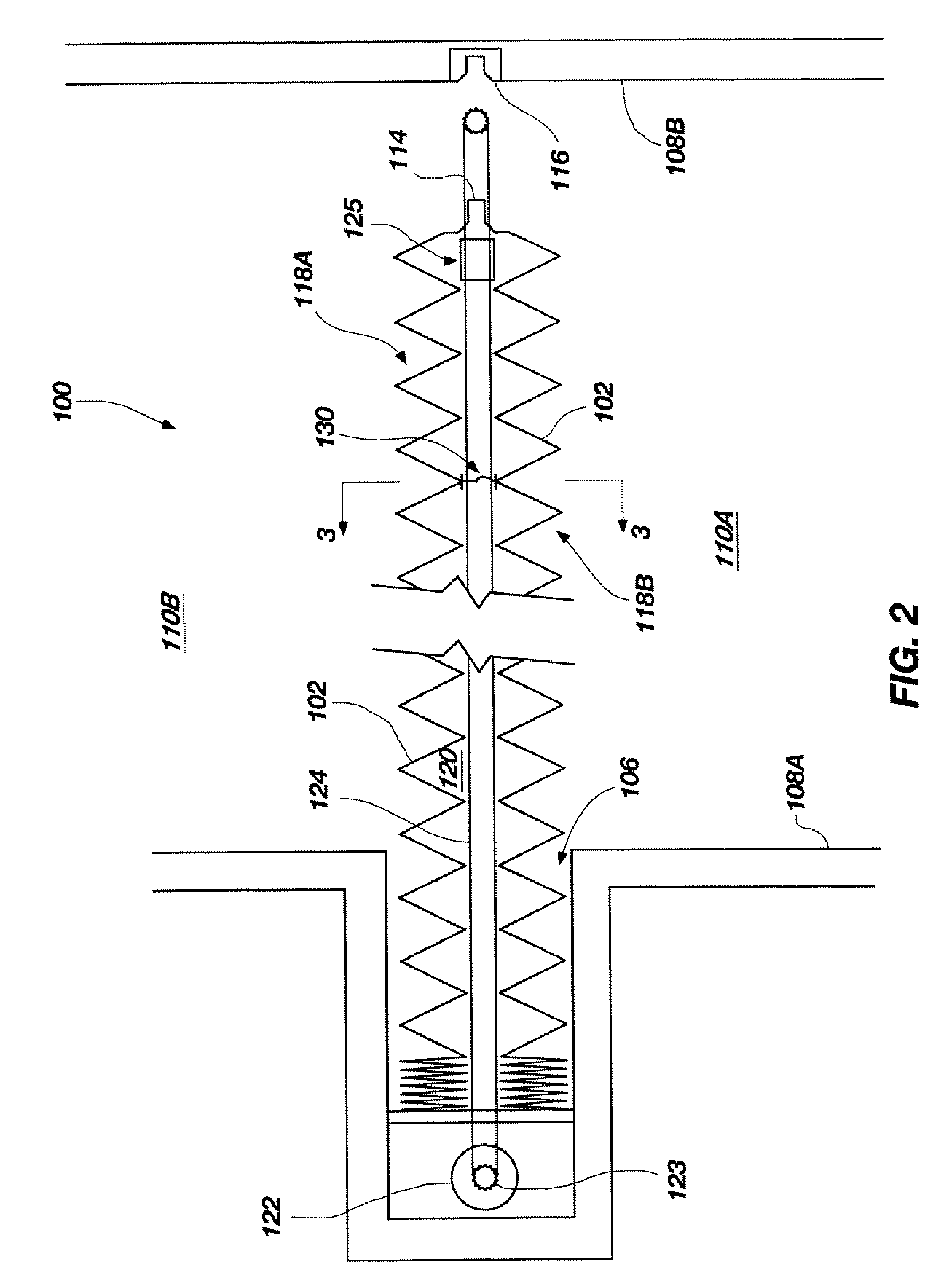 Movable partitions with lateral restraint devices and related methods