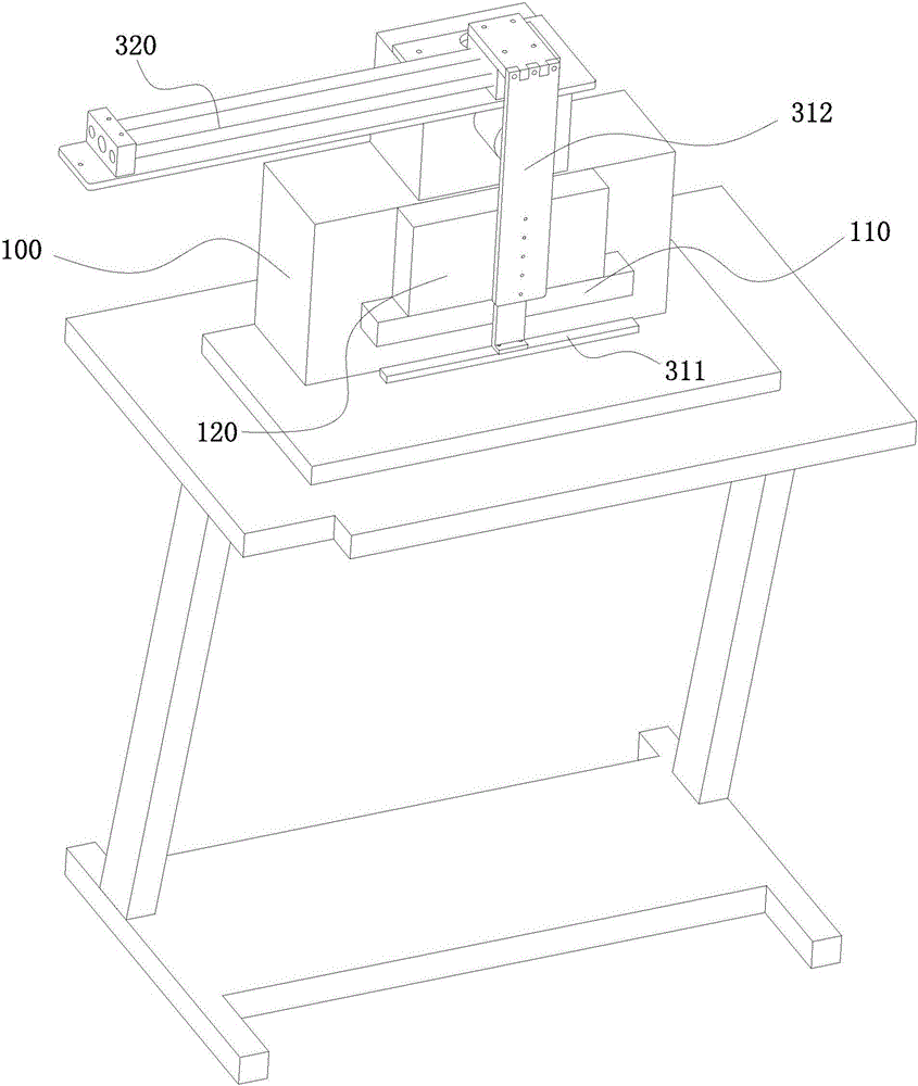 Automatic cutting and locating device and method