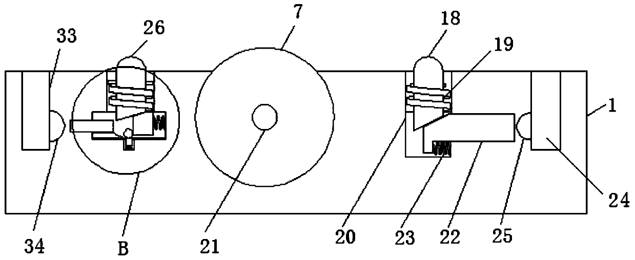 Low-risk wood panel sawing machine without hand support