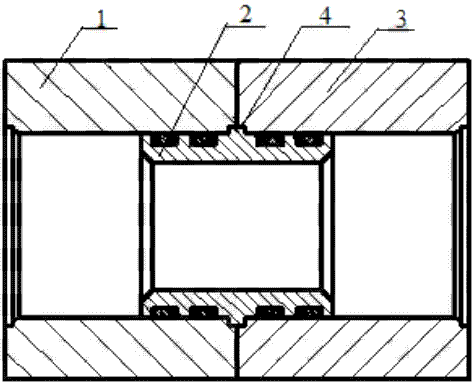 Hydraulic system channel body radial sealing device